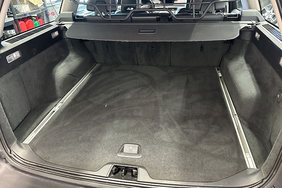 Volvo XC70 17 of 30