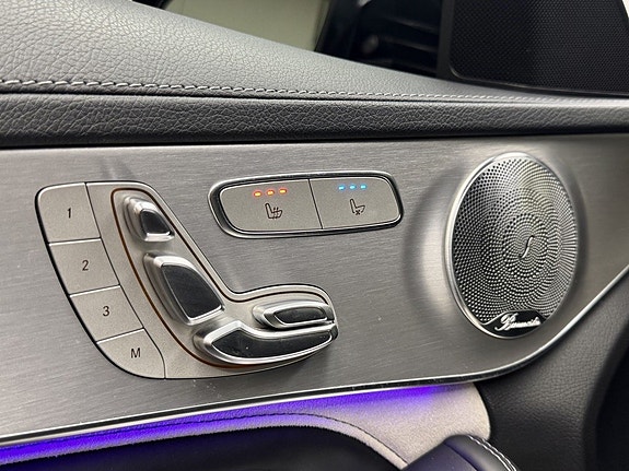 Mercedes-Benz C63 14 of 27