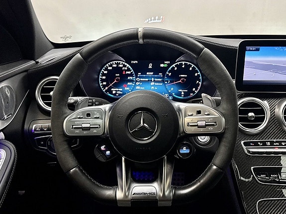 Mercedes-Benz C63 19 of 27