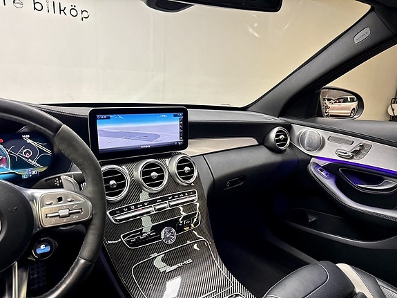 Mercedes-Benz C63 12 of 27