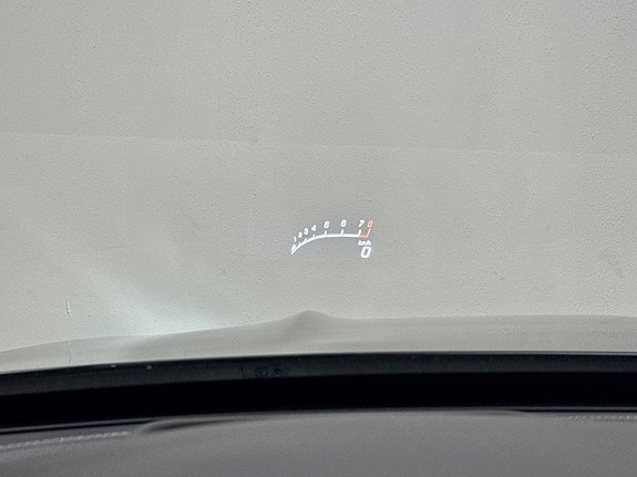Mercedes-Benz C63 23 of 27