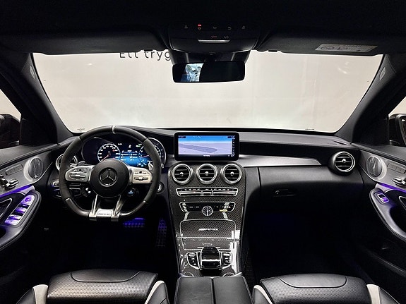 Mercedes-Benz C63 18 of 27