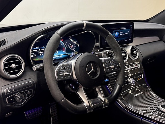 Mercedes-Benz C63 11 of 27