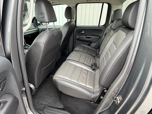 Volkswagen Amarok 13 of 13