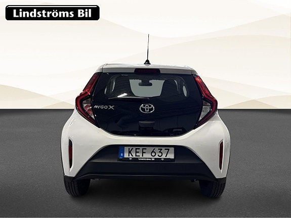 Toyota Aygo X 8 of 19