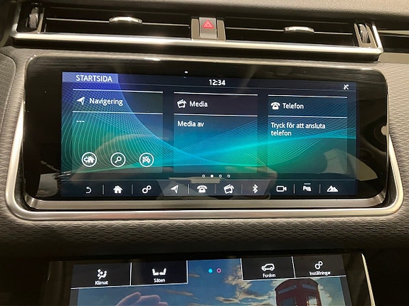 Land Rover Range Rover Velar 15 of 18