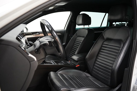 Volkswagen Passat Alltrack 6 of 22