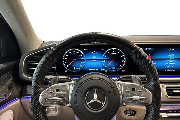 Mercedes-Benz GLS63 7 of 21