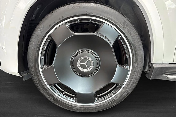 Mercedes-Benz GLS63 5 of 21