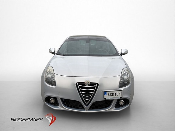 Alfa Romeo Giulietta 2 of 30