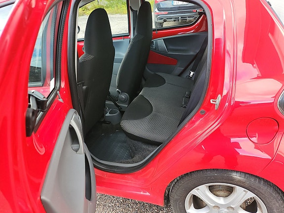 Toyota Aygo 4 of 10