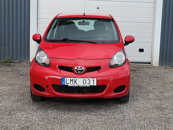 Toyota Aygo 5 of 10