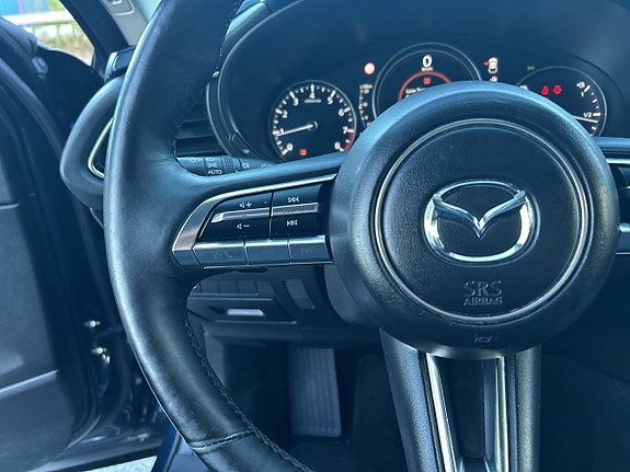 Mazda CX-30 19 of 24
