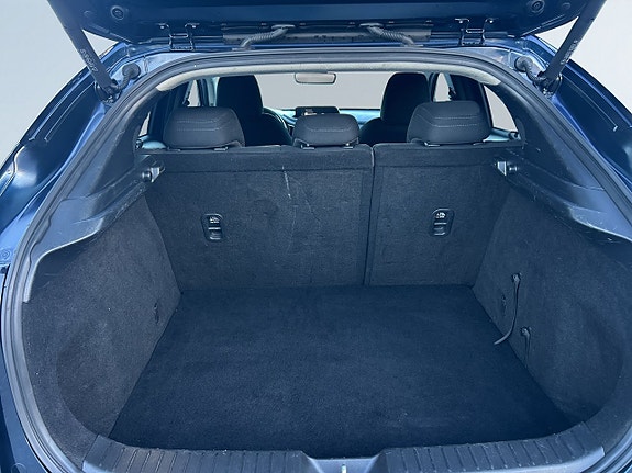 Mazda CX-30 12 of 24