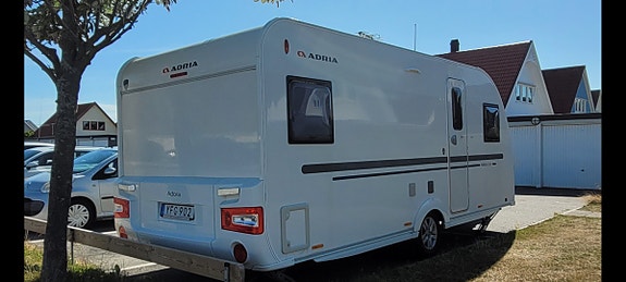 Adria Adora 522 up 2 of 11