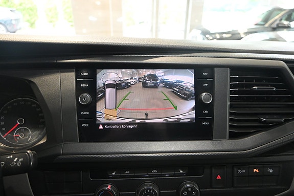 Volkswagen Transporter 23 of 29