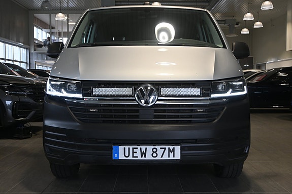 Volkswagen Transporter 4 of 29