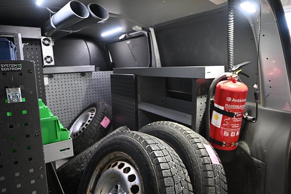 Volkswagen Transporter 14 of 29