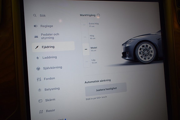 Tesla Model S 13 of 23