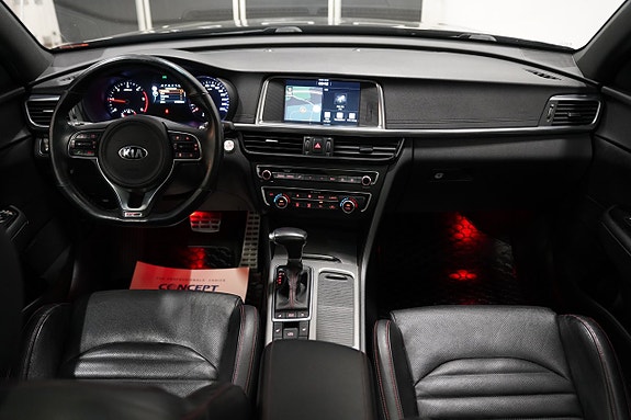 Kia Optima 12 of 26