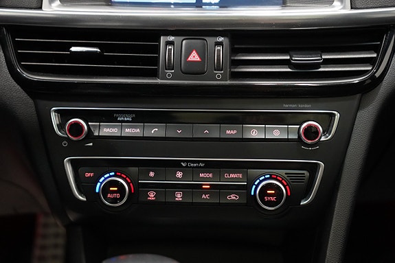 Kia Optima 16 of 26