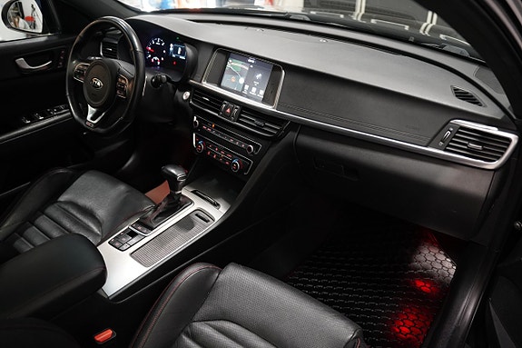 Kia Optima 11 of 26