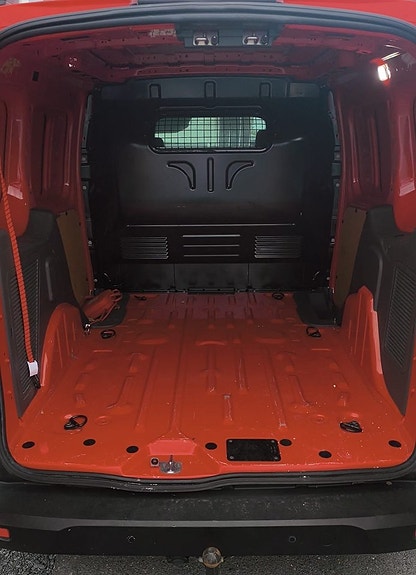 Ford Transit Connect 7 of 13