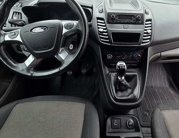 Ford Transit Connect 11 of 13