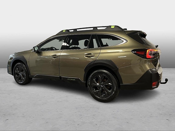 Subaru Outback 2 of 17