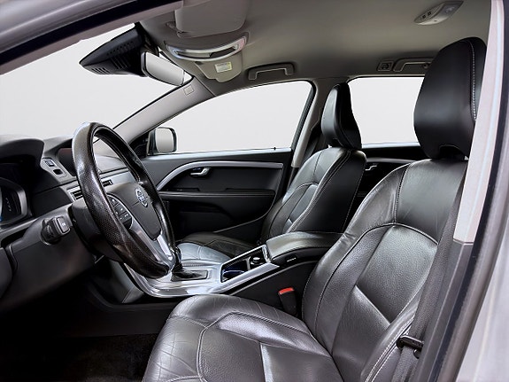 Volvo XC70 13 of 16