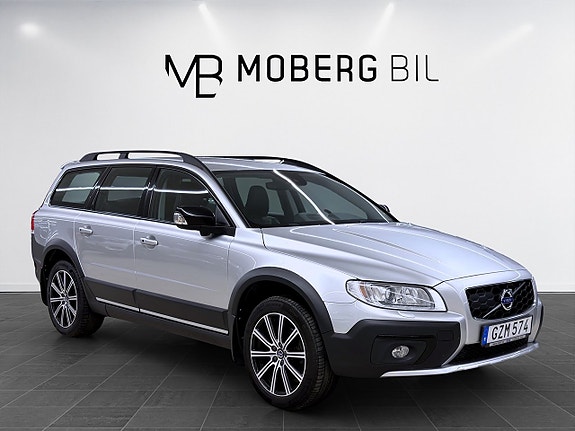 Volvo XC70 3 of 16