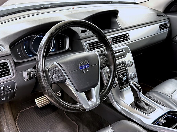 Volvo XC70 15 of 16