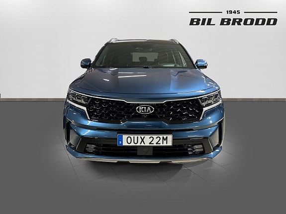 Kia Sorento 2 of 15