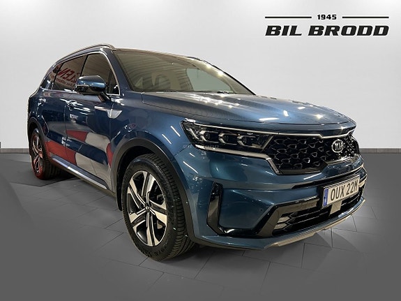 Kia Sorento 3 of 15