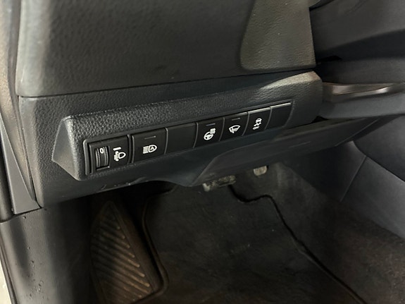 Toyota Corolla 17 of 20