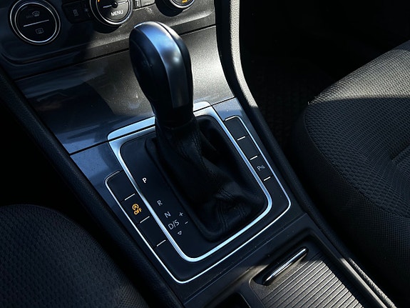 Volkswagen Golf I 16 of 18