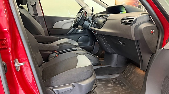 Citroen Grand C4 Picasso 19 of 21