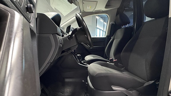 Volkswagen Caddy Maxi 8 of 19