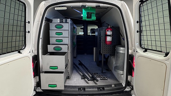 Volkswagen Caddy Maxi 13 of 19