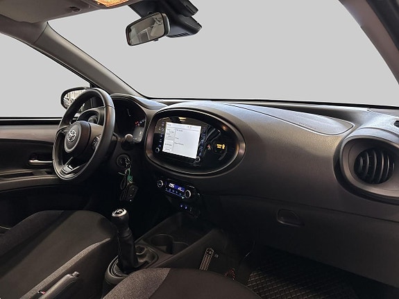 Toyota Aygo X 10 of 19