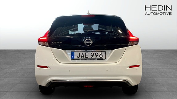 Nissan Leaf 7 of 12