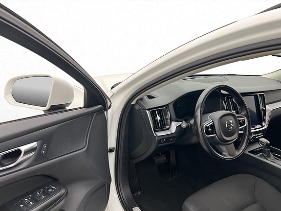 Volvo V60 10 of 28
