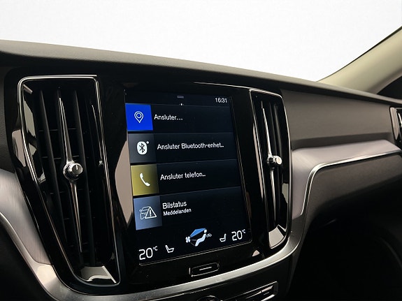 Volvo V60 22 of 28