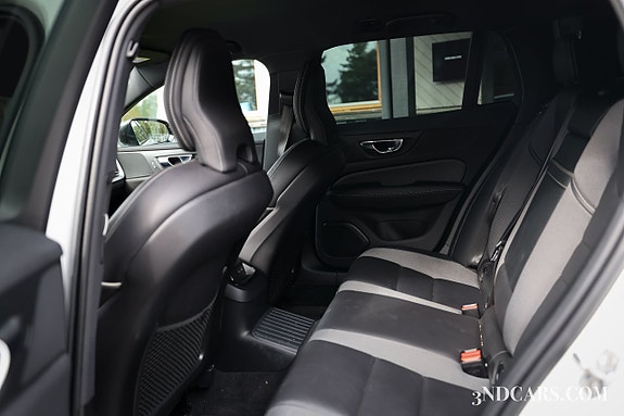 Volvo V60 11 of 18