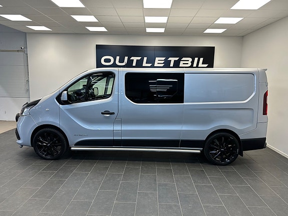 Renault Trafic 2 of 30