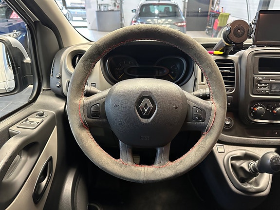 Renault Trafic 22 of 30