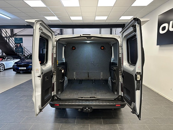 Renault Trafic 8 of 30