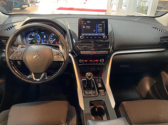 Mitsubishi Eclipse Cross 8 of 16