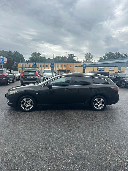 Mazda 6 4 of 7