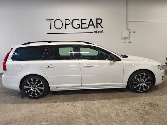 Volvo V70 7 of 18